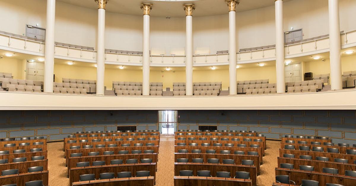 Bild från riksdagens plenisal. Bild: Hanne Salonen/ Riksdagen